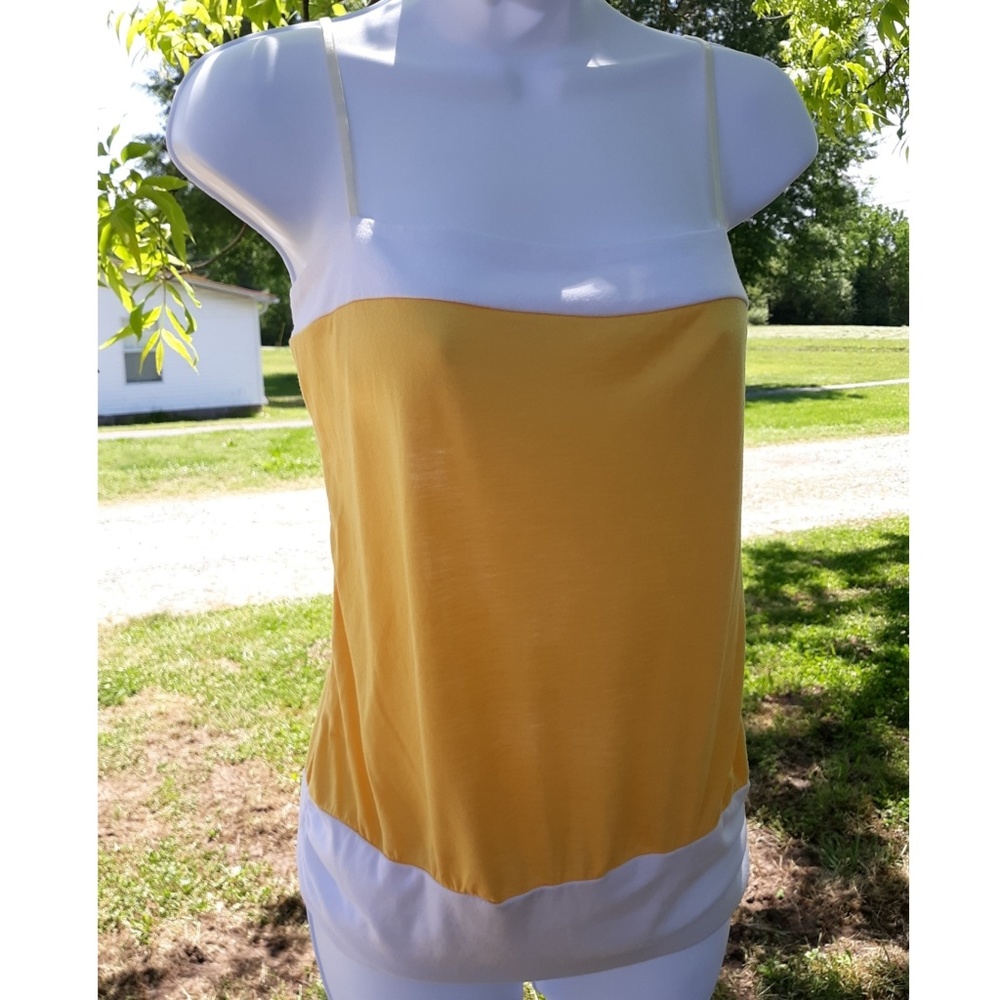 🗣Yellow & White Adjustable Spaghetti Strap Tank